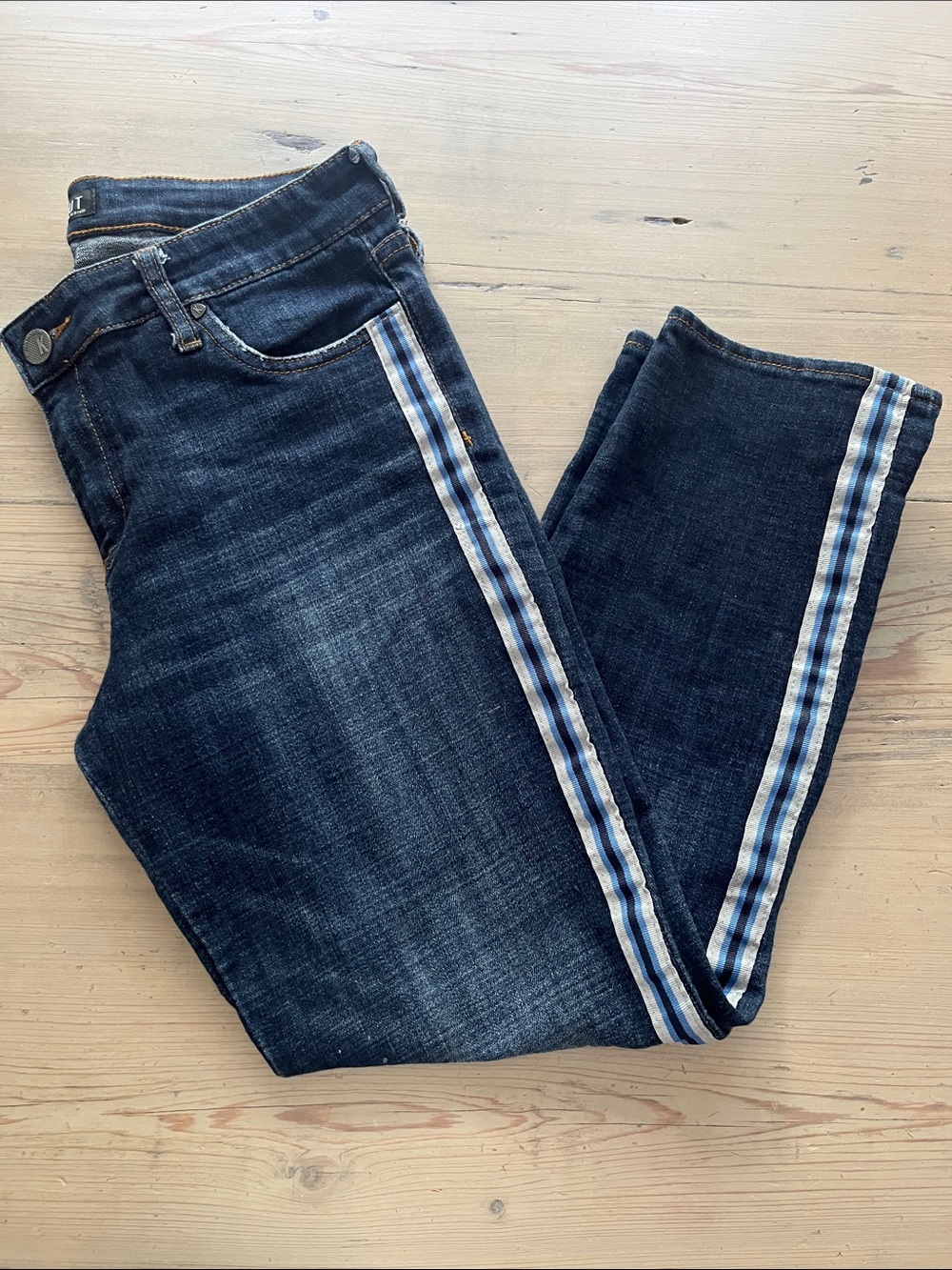 Kut from the Kloth Stevie Dark Blue Ankle Straight Leg Jeans Tuxedo Stripes 12